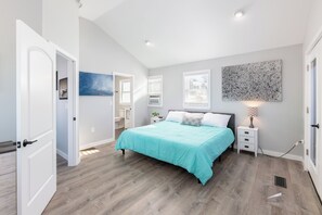 4 chambres, fer et planche à repasser, Wi-Fi, draps fournis