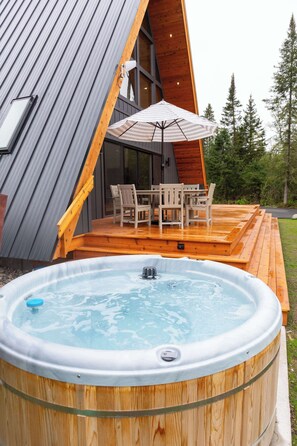 Terrace/patio - TreeTops Ayframe, Supersized AFrame on the River with Hot Tub (Indian River)