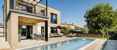 Alberca al aire libre