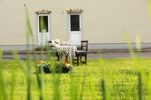 Exterior - Donegal Manor (Donegal)