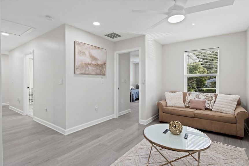 Ybor Heights Retreat W/ Game-room, Hot Tub & More! - Tampa, FL