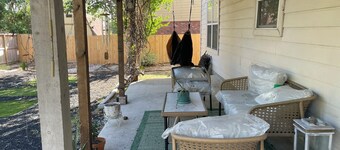 Centrally located 4bed & 2.5bath