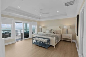 8 dormitorios, tabla de planchar con plancha, cuna de viaje y wifi