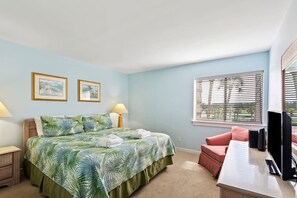 2 bedrooms, desk, iron/ironing board, WiFi - Fairway Views & Beach in 5 Mins: Sea Pines Villa (Hilton Head Island)