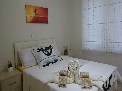 IZMIR CESME DE HAFTALIK KİRALIK ÖZEL HAVUZLU DUBLEX VİLLA