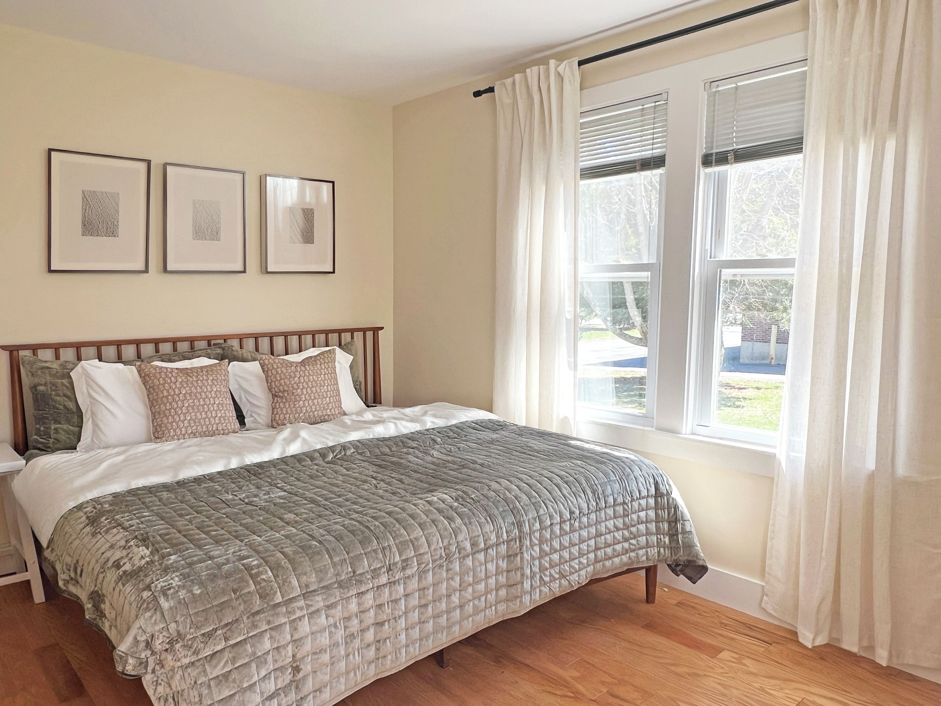 4 makuuhuonetta, silitysrauta/-lauta, Wi-Fi, vuodevaatteet