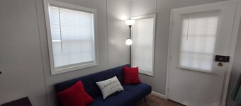 Cozy House Near Parks