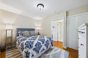 1 sovrum, strykjärn/strykbräda, wi-fi och sängkläder