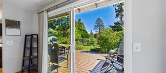 Hill Street Retreat - Near Cal Poly, Redwoods, & Arcata Plaza