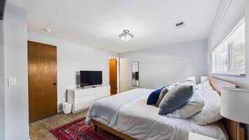 3 dormitoris, planxa i posts de planxar, wifi gratuïta i roba de llit