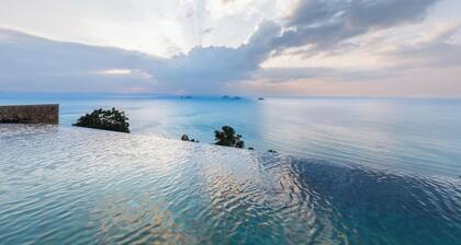 Luxury Ecean FRont Baan Sang Villa Chef, Staff included lth11