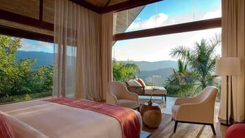 6 camere, accesso a Internet, lenzuola