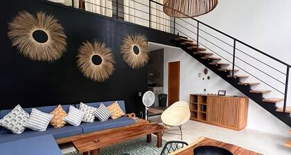 Casa Garto, Spacious, Complete A/C, 1 TB Starlink, Pets Allowed, 8 min to Beach