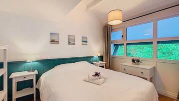 4 Schlafzimmer, kostenloses WLAN, Bettwäsche