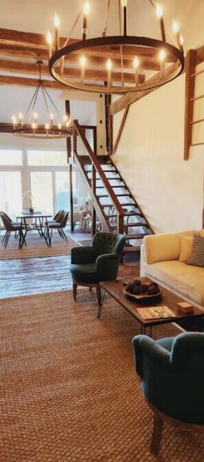 المنشأة من الداخل