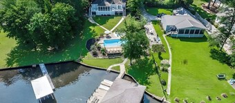 Sunset Cove-Sleeps 8-private pool-stunning views