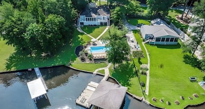 Sunset Cove-Sleeps 8-private pool-stunning views