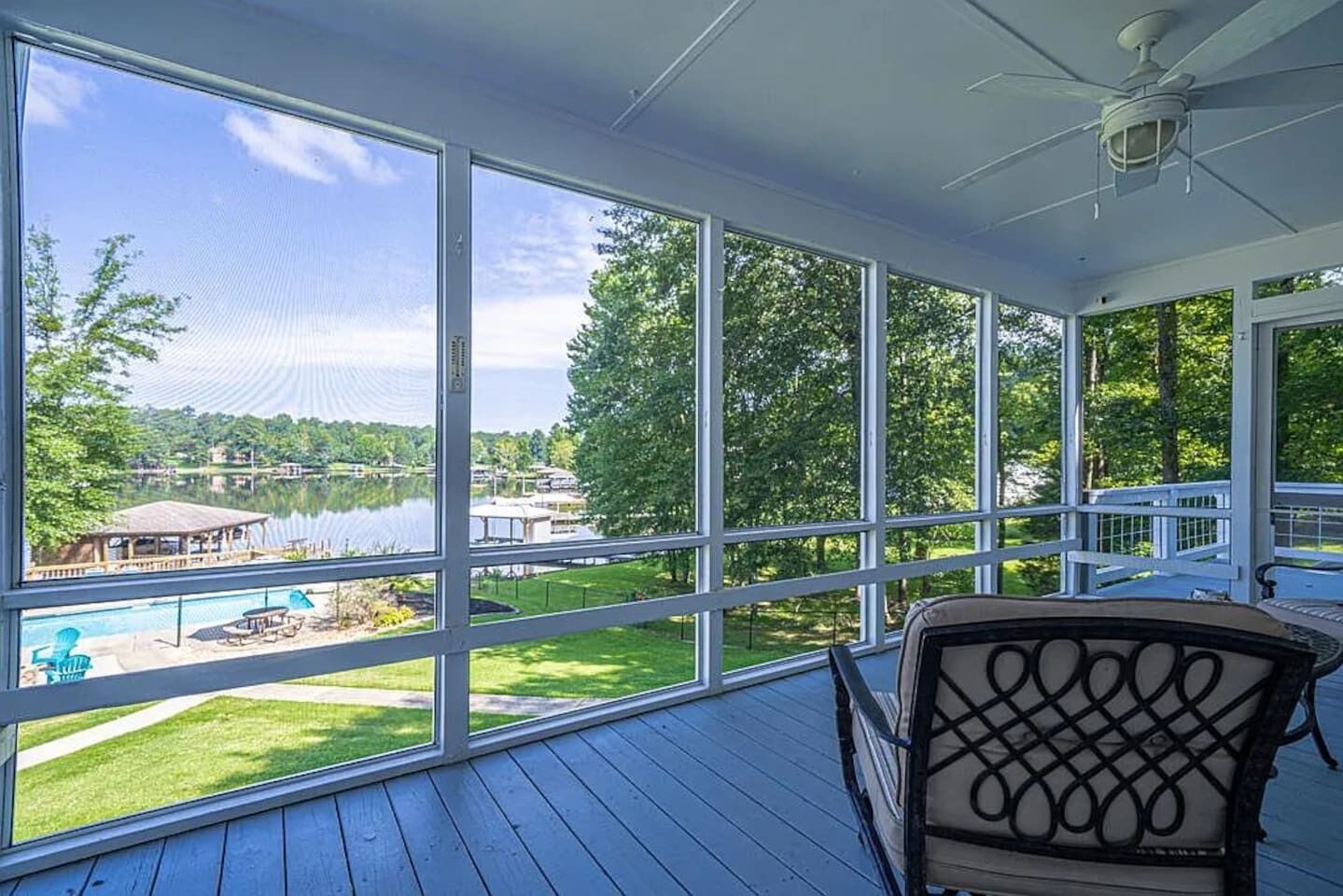Screened in porch