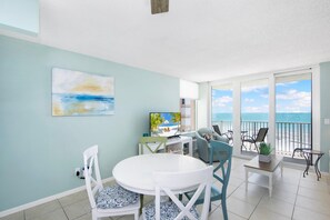 Appart'hôtel, 1 très grand lit (Estero Beach & Tennis 604-C) | Restauration