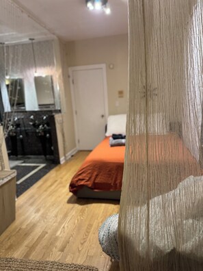 1 quarto, ferros/tábuas de passar roupa, berço de viagem, Wi-Fi