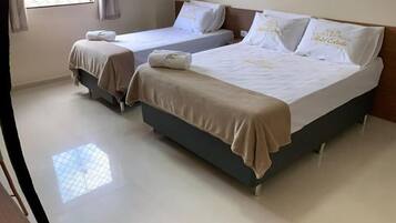 Habitación triple | Wifi gratis