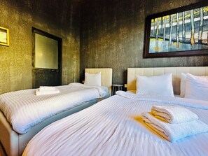 Desk, laptop workspace, free WiFi