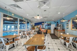 Dining - 🦩Book Me Baby! Sunset Dreams at Pelican Beach🦩 (Destin)