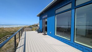 Terrace/patio - 2 bed, 2 bath beach front new construction. (Florence)