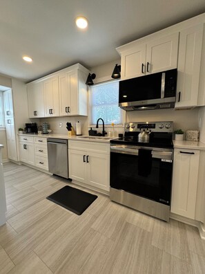 Microwave, oven, stovetop, dishwasher