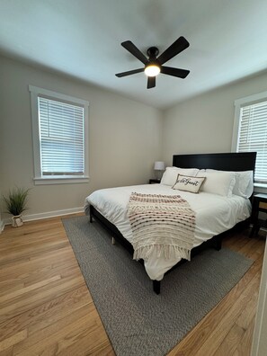 2 bedrooms, WiFi, bed sheets