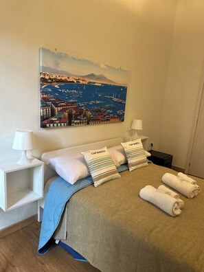 Iron/ironing board, free WiFi - Carolines home (Castellammare di Stabia)