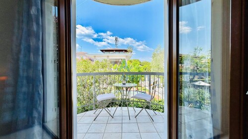 LaSirmioncina Apartment - Nur 2 Minuten zu Fuß vom See entfernt