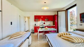 2 bedrooms