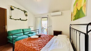 2 bedrooms - New York Apartment - Comfort and Relax 200m from the lake (Sirmione)