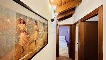 3 camere
