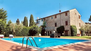 Pool - Turchese Apartment - central and with pool (Sirmione)