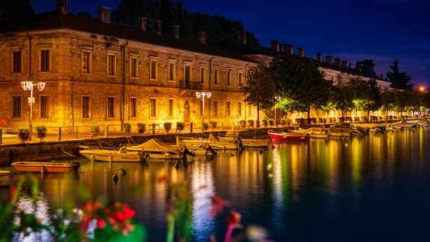 Marina - Tokyo Apartment - Comfort moderno a due passi dalle attrazioni del Garda (Peschiera del Garda)