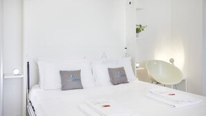 1 bedroom - Tokyo Apartment - Comfort moderno a due passi dalle attrazioni del Garda (Peschiera del Garda)