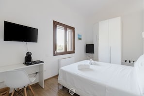 4 dormitorios, caja fuerte, cuna de viaje y wifi