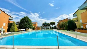 Pool - Quarzo Apartment - Comfort in piscina a Sirmione (Sirmione)