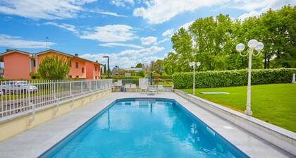 Diamond Lake View - Prestige Villa a 100m dal Lago