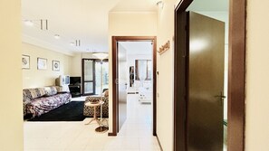 Interior - Palma Apartment - Colombare Center with swimming pool and private garden (Sirmione)