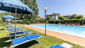 Pool - Sunshine Apartment - Solarium Vista Lago e Piscina (Desenzano del Garda)