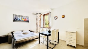 2 bedrooms
