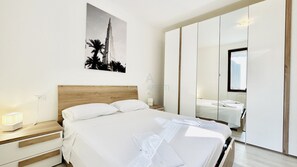 2 bedrooms