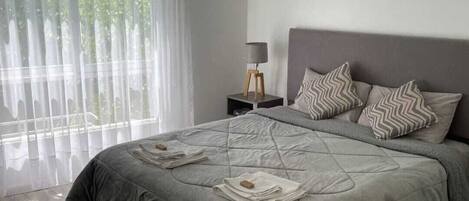 3 Schlafzimmer, Bügeleisen/Bügelbrett, WLAN, Bettwäsche