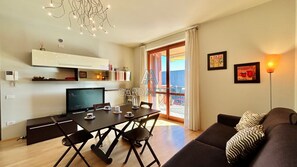 Living area - Twins Apartment - 200m from Lake Garda - Swimming pool (Sirmione)