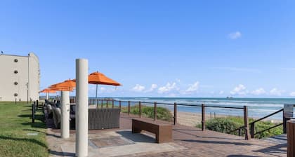 Bahia Mar Sun & Sand Escape