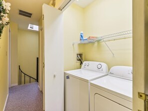 Interior - 2-Bedroom Condo near Bethany Beach (Bethany Beach)