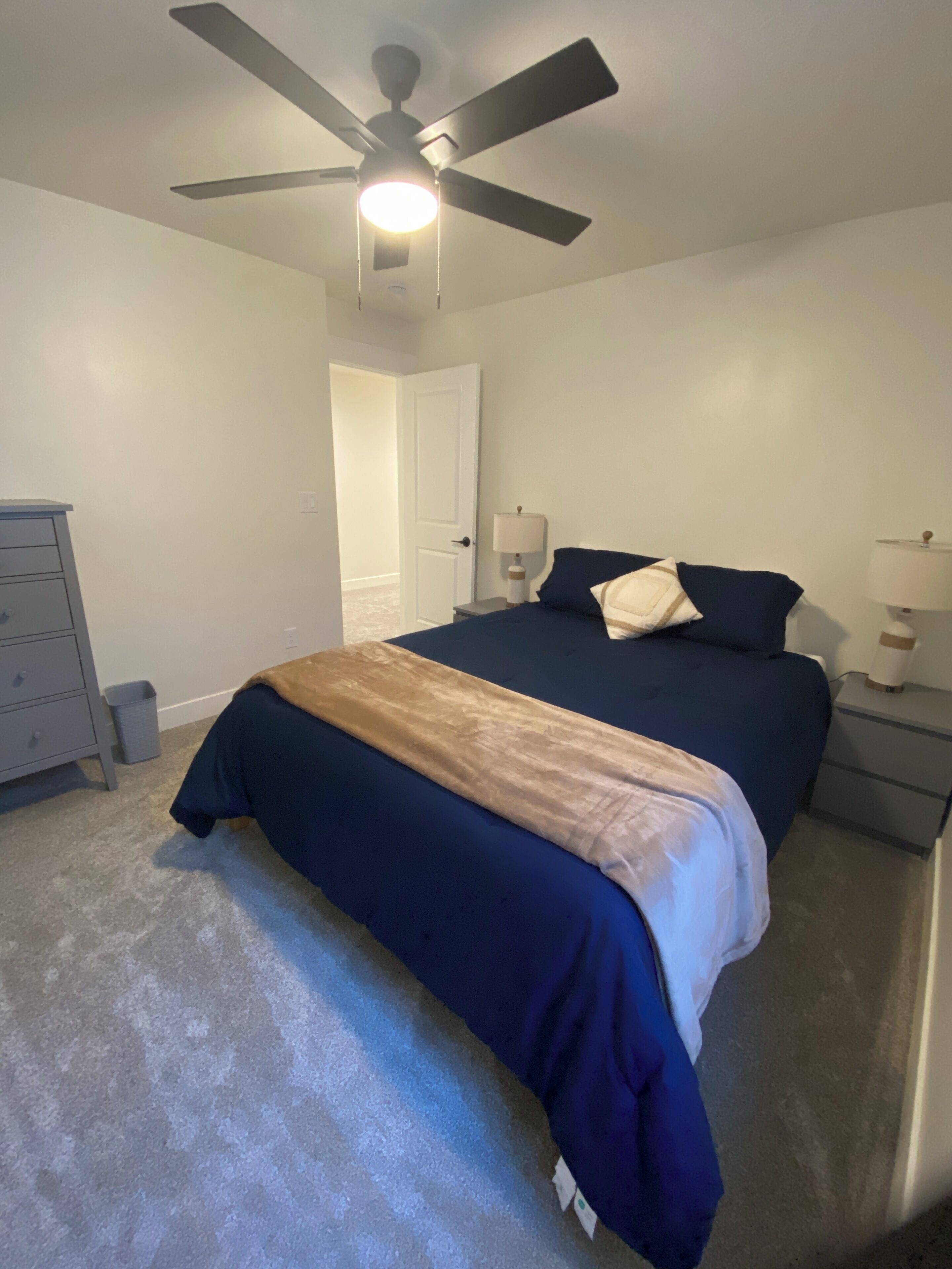 3 bedrooms, WiFi, bed sheets